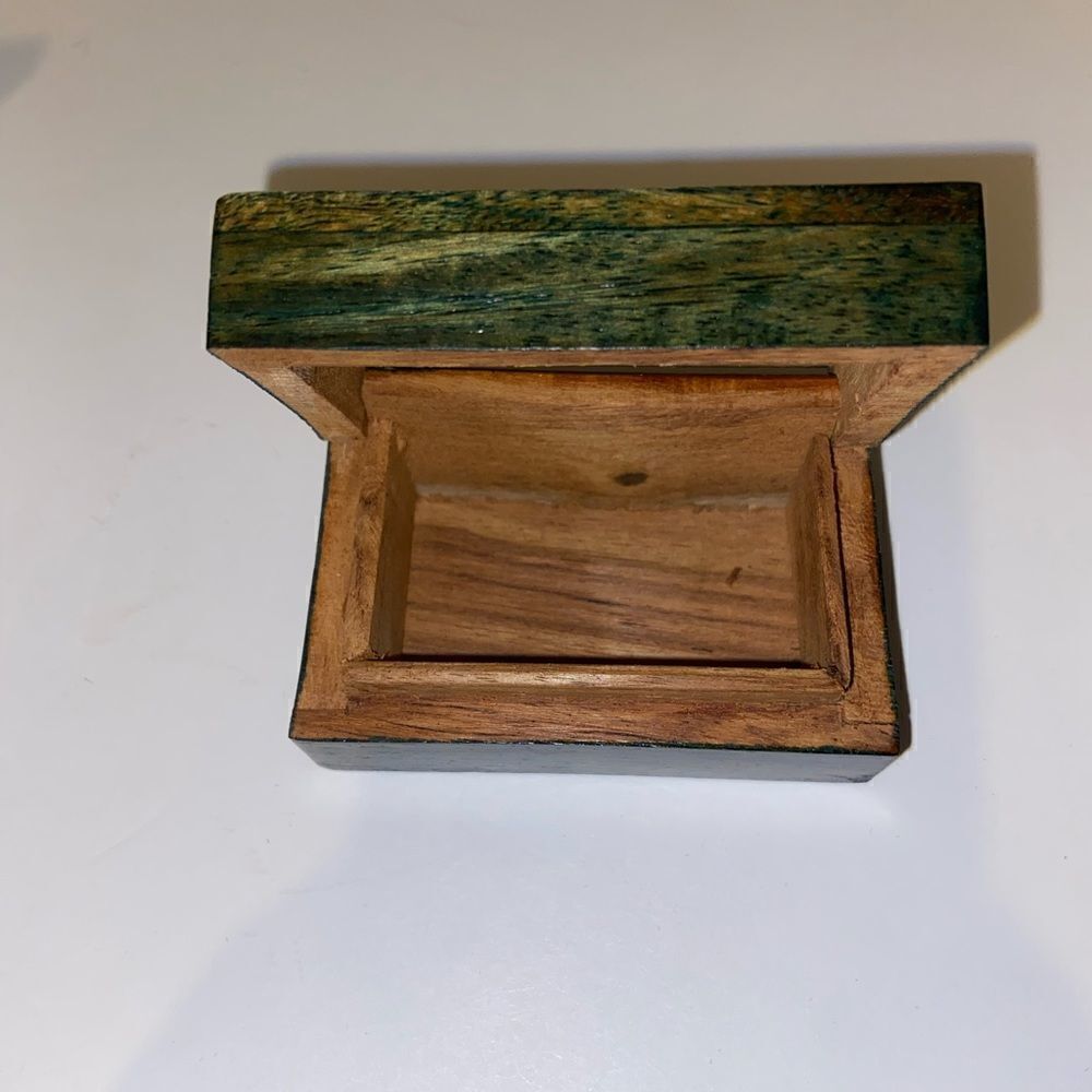 4 Small Random Trinket boxes vintage - Picture 9 of 11